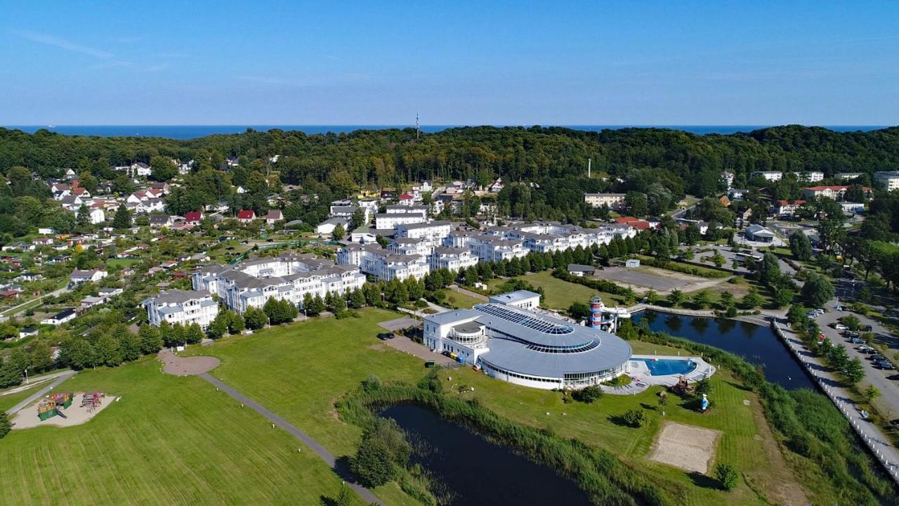 Wg Bernstein - Reetdachhaus - Ruhe Und Seeblick Sellin  Exteriér fotografie