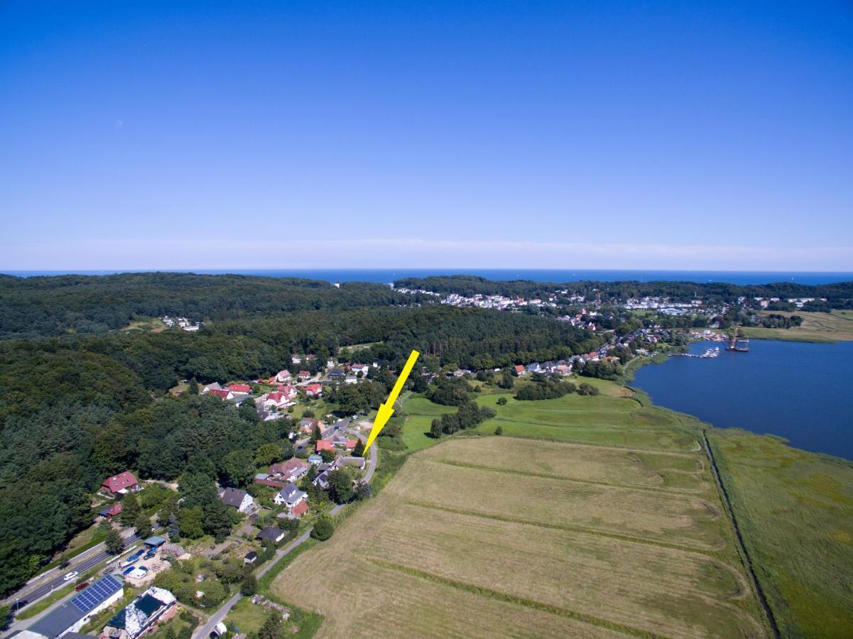 Wg Bernstein - Reetdachhaus - Ruhe Und Seeblick Sellin  Exteriér fotografie